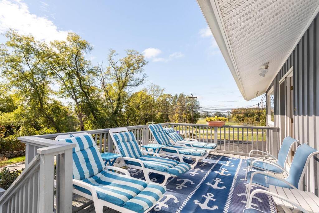 Unique Retreat With Private Patio, 4 King Beds And Bbq Villa Groton Eksteriør bilde